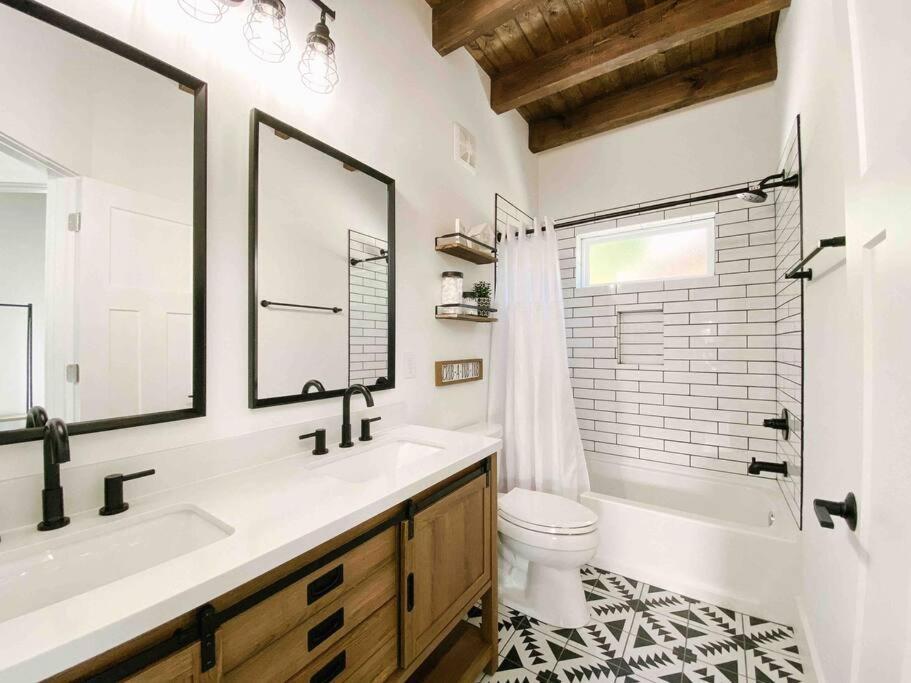 Cozy Smoky Mountain Tiny House Lejlighed Pigeon Forge Eksteriør billede